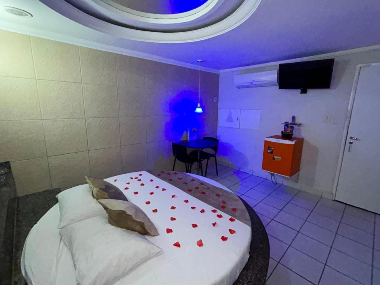 Motel Tijuca ジャボアタン・ドス・グアララペス エクステリア 写真