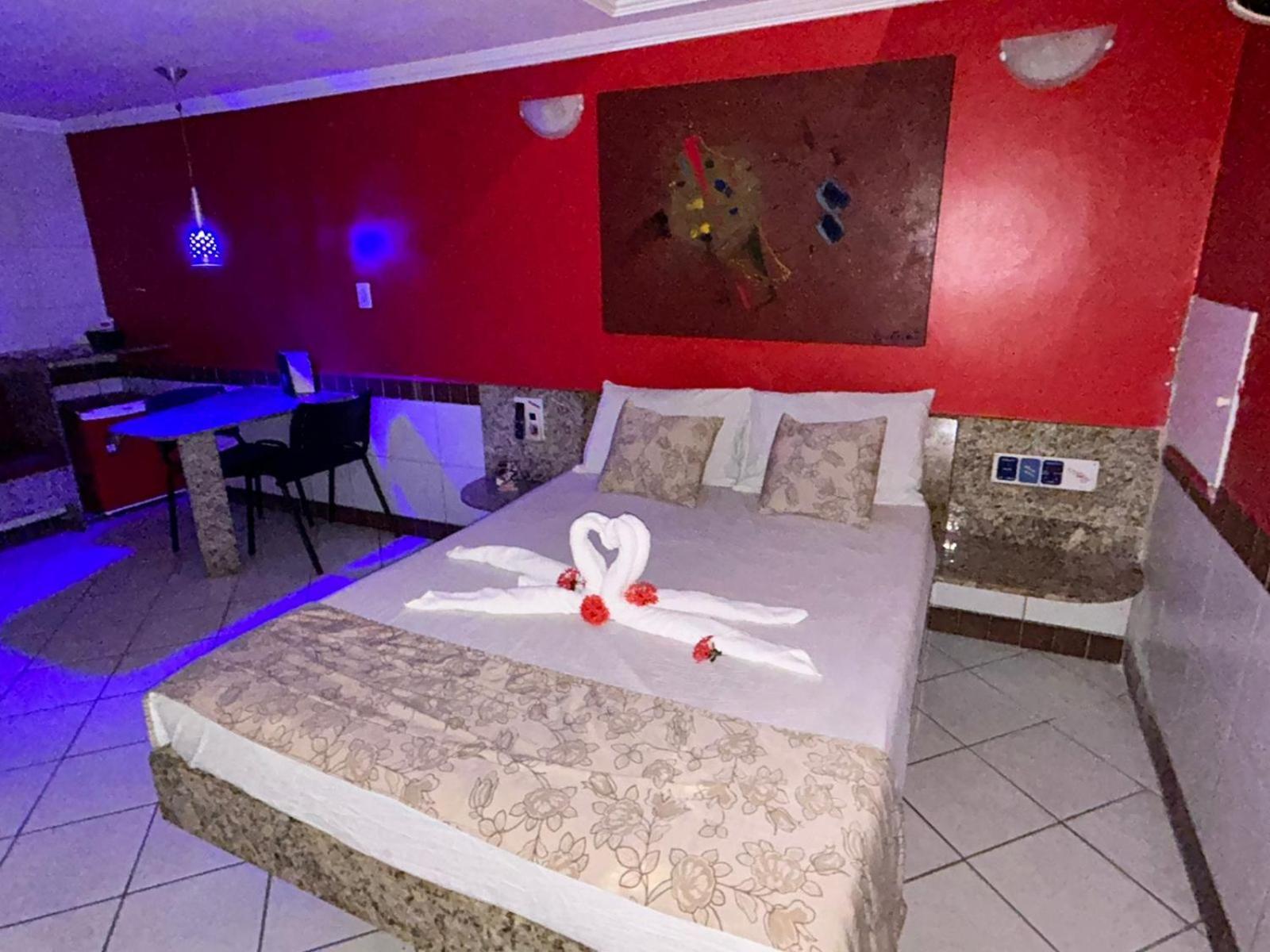 Motel Tijuca ジャボアタン・ドス・グアララペス エクステリア 写真